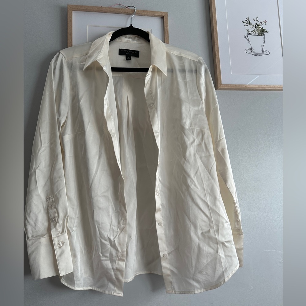 Banana republic silk button up
